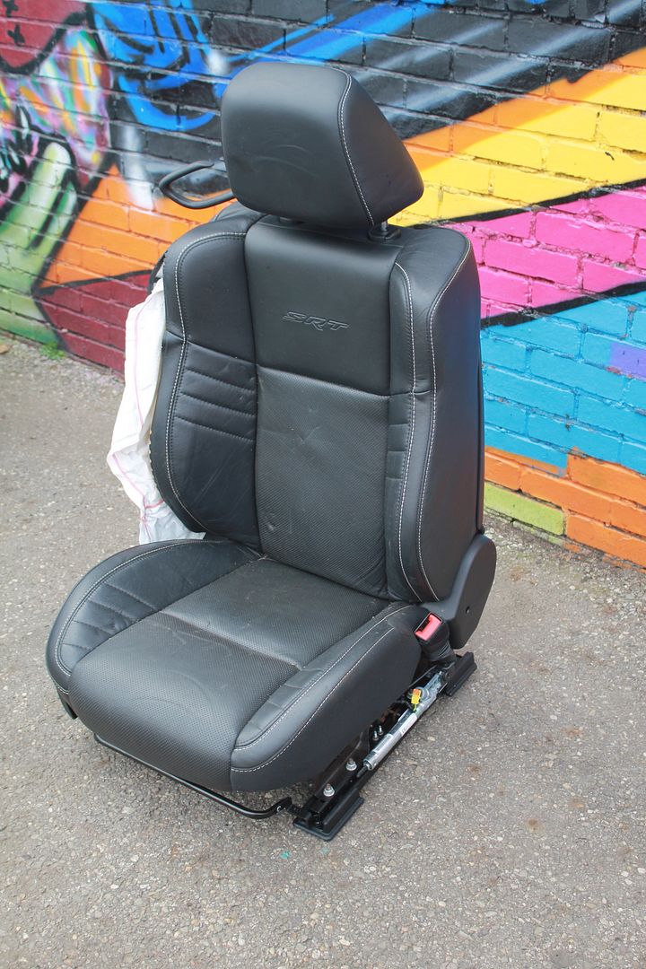 1517 DODGE HELLCAT CHALLENGER PASSENGER RIGHT RH FRONT SEAT LAGUNA